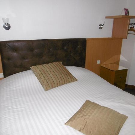 Hotel De L'Arrivee Guingamp Luaran gambar