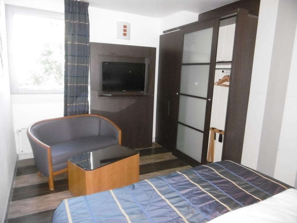 Hotel De L'Arrivee Guingamp Luaran gambar